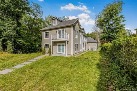 1 Kewanee Road New Rochelle NY 10804