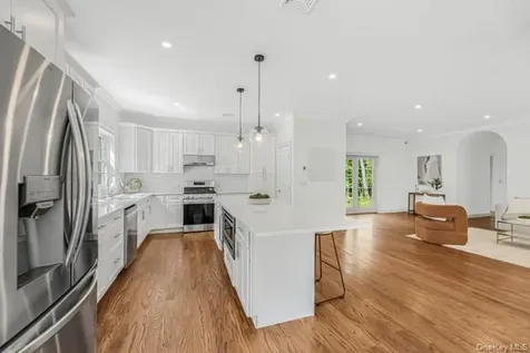 1 Kewanee Road New Rochelle NY 10804