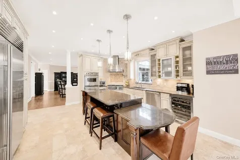 9 Tyler Court Mahopac NY 10541