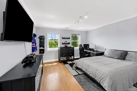 9 Tyler Court Mahopac NY 10541