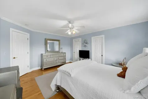 9 Tyler Court Mahopac NY 10541