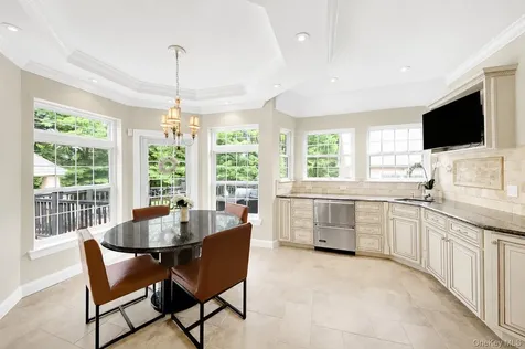 9 Tyler Court Mahopac NY 10541