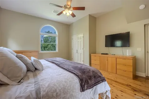 35 Cottam Hill Road Wappingers Falls NY 12590