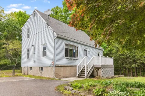 7 Hazel Drive Patterson NY 12563
