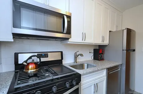 235 Garth Road Scarsdale NY 10583