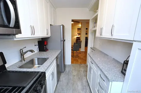 235 Garth Road Scarsdale NY 10583