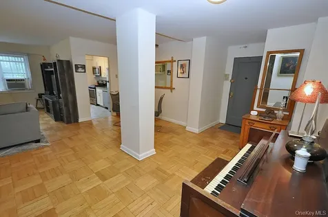 235 Garth Road Scarsdale NY 10583