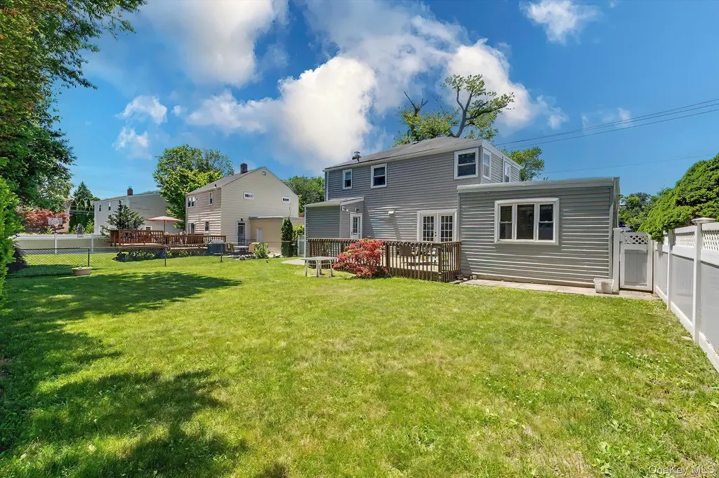 83 Whitman Road Yonkers NY 10710