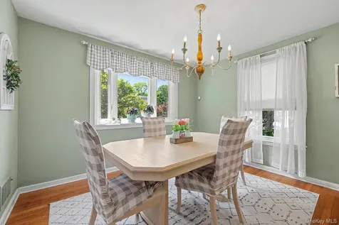 83 Whitman Road Yonkers NY 10710
