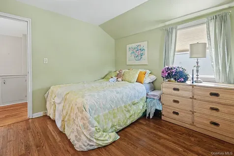 83 Whitman Road Yonkers NY 10710