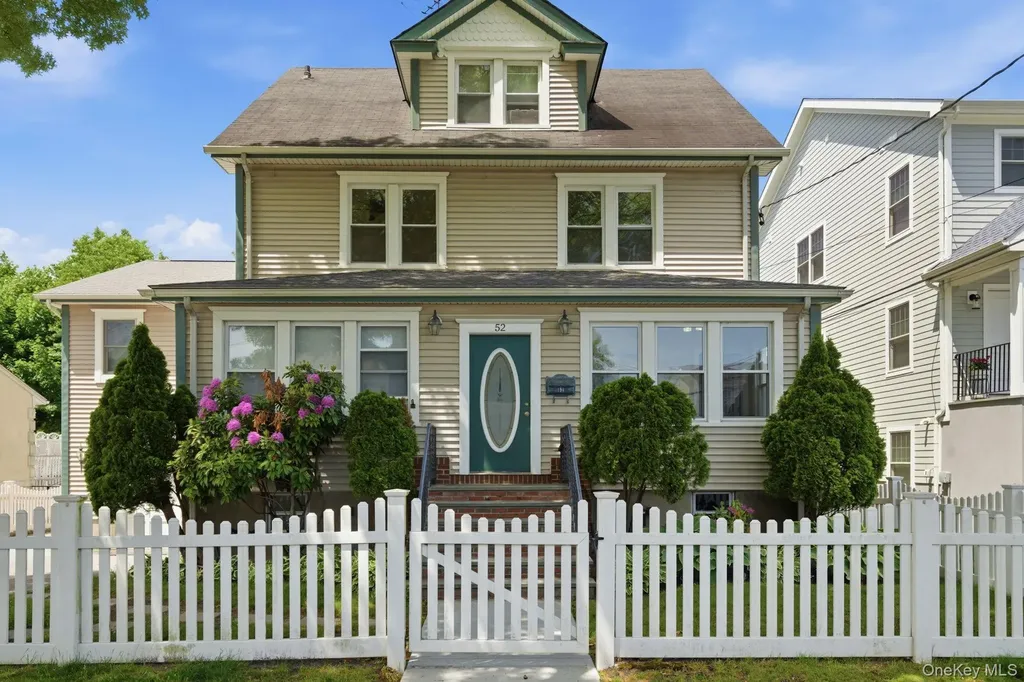 52 Nelson Ave 52 Nelson Harrison NY 10528