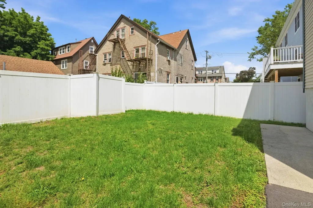 52 Nelson Ave 52 Nelson Harrison NY 10528