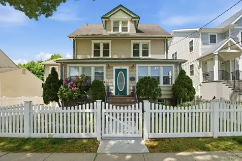 52 Nelson Avenue Harrison NY 10528