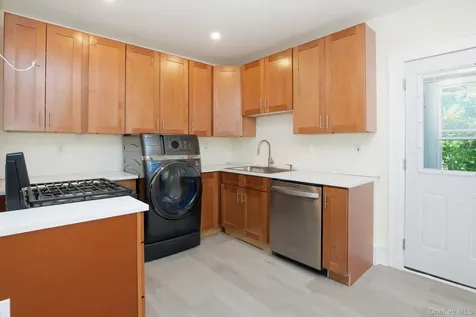 52 Nelson Avenue Harrison NY 10528