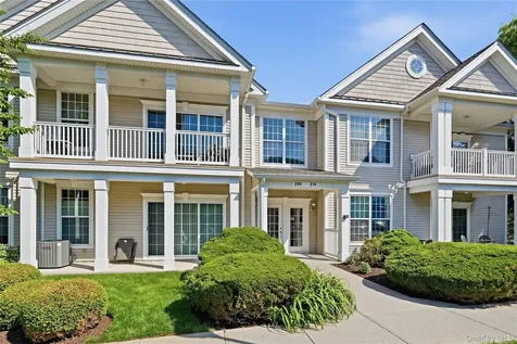 204 Saratoga Lane Fishkill NY 12524