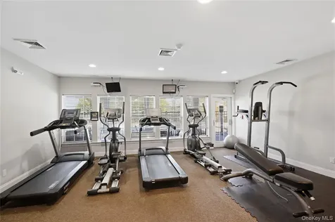 204 Saratoga Lane Fishkill NY 12524
