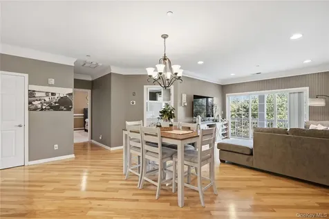 204 Saratoga Lane Fishkill NY 12524