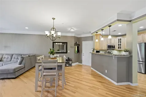 204 Saratoga Lane Fishkill NY 12524