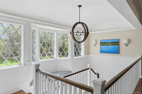 43 Old Main Road Quogue NY 11959