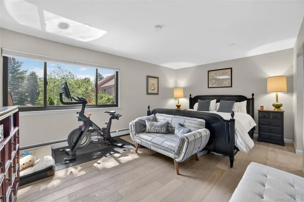 218 Tree Top Crescent Rye Brook NY 10573