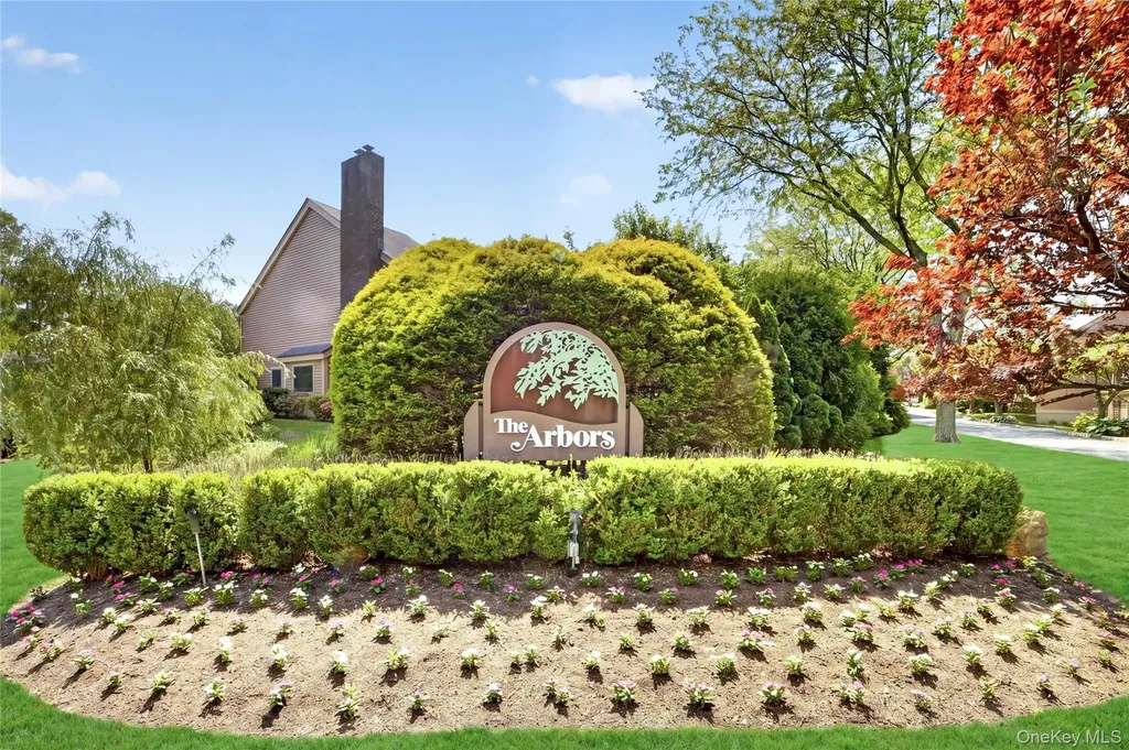 218 Tree Top Crescent Rye Brook NY 10573