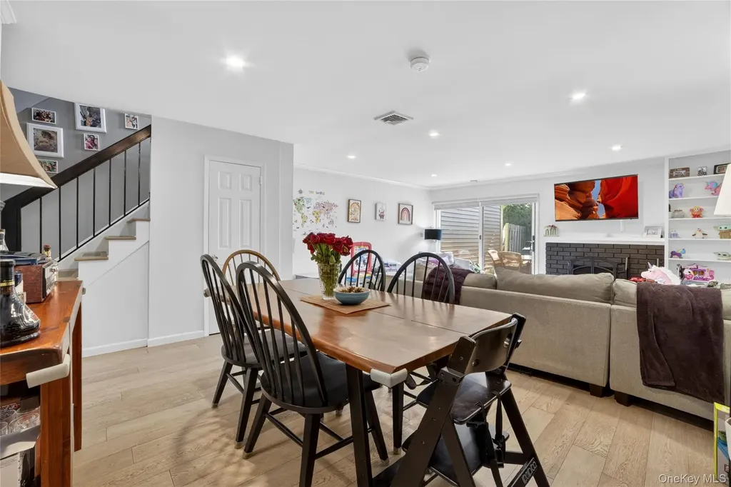 218 Tree Top Crescent Rye Brook NY 10573