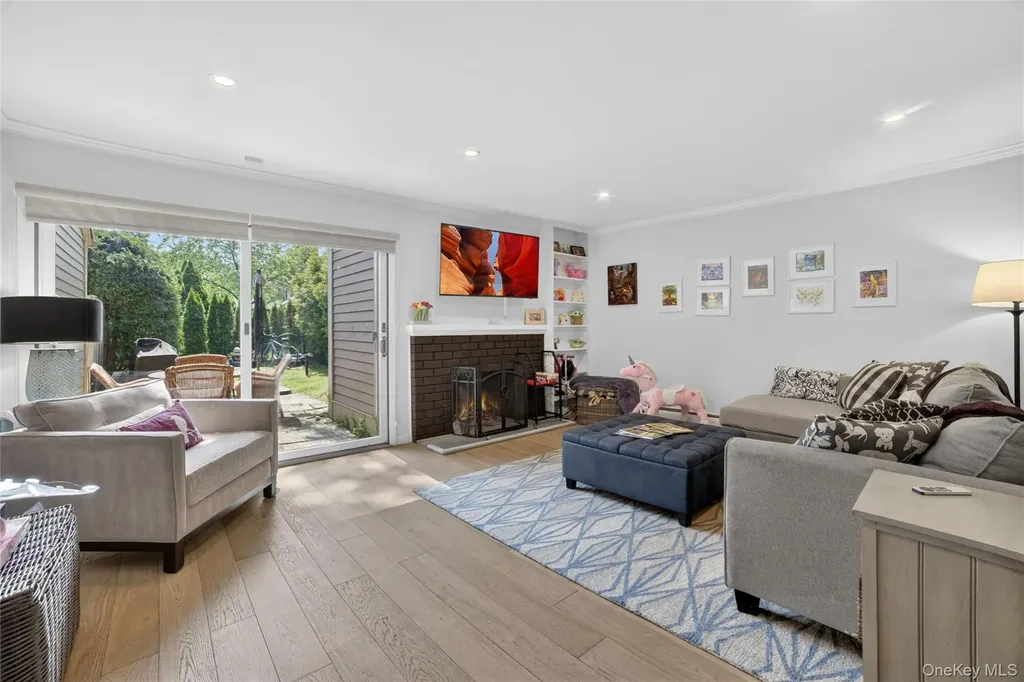 218 Tree Top Crescent Rye Brook NY 10573
