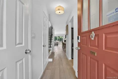 218 Tree Top Crescent Rye Brook NY 10573