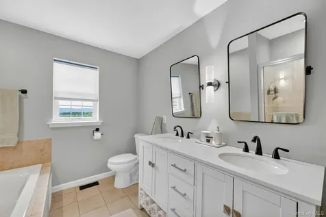 3510 John Paul Jones Lane New Windsor NY 12553