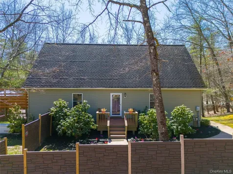 609 Red Hill Road Wurtsboro NY 12790