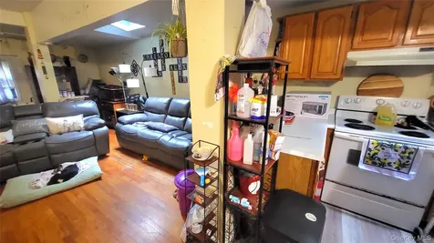 41 Conklin Street Poughkeepsie NY 12601