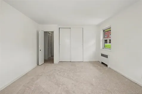 10 Dehaven Drive Yonkers NY 10703