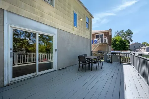 103 Kingsley Drive Yonkers NY 10710