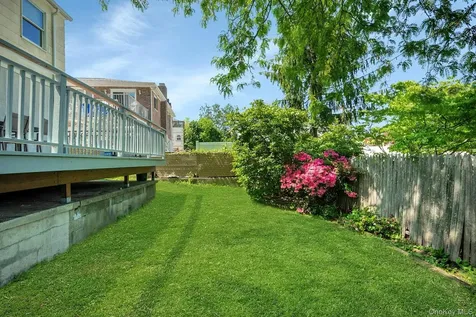 103 Kingsley Drive Yonkers NY 10710
