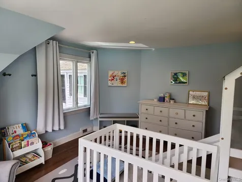 18 Lincoln Avenue Rye Brook NY 10573
