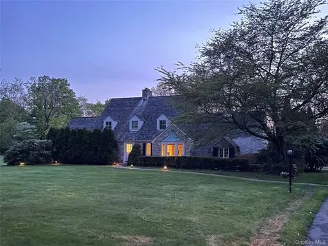 18 Lincoln Avenue Rye Brook NY 10573