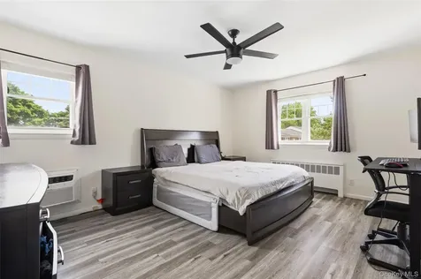 1879 Crompond Road Peekskill NY 10566