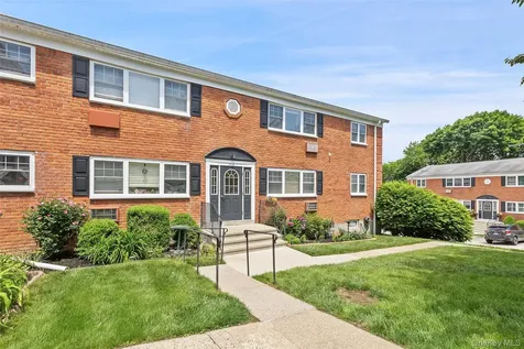 1879 Crompond Road Peekskill NY 10566