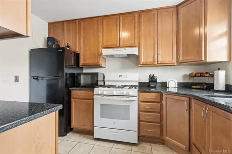 1879 Crompond Road Peekskill NY 10566