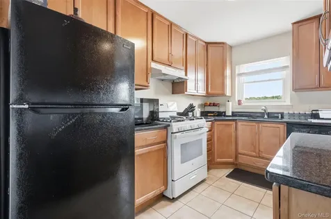 1879 Crompond Road Peekskill NY 10566
