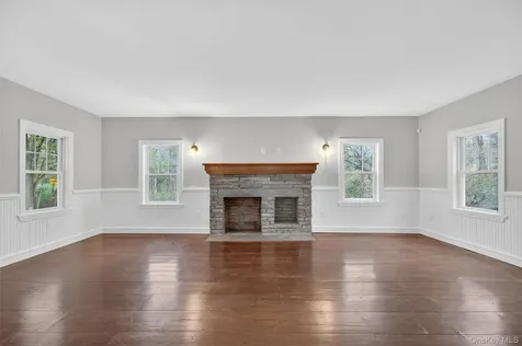 935 Peach Lake Road North Salem NY 10560