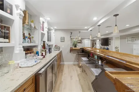 27 Davison Place Rockville Centre NY 11570