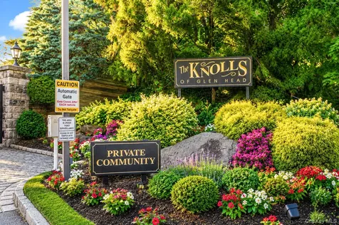 19 The Circle Glen Head NY 11545