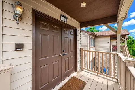 19 The Circle Glen Head NY 11545