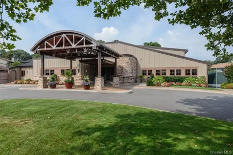 227 Hamlet Drive Jericho NY 11753