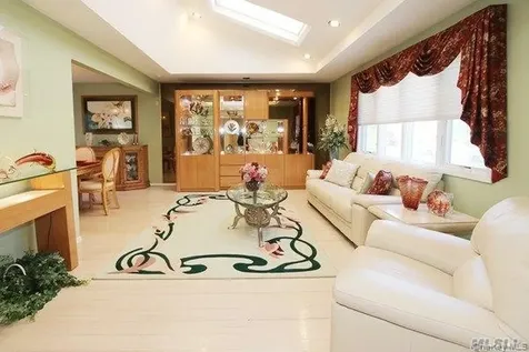 46 Marian Lane Jericho NY 11753