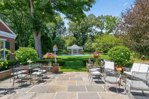 550 Chicken Valley Road Locust Valley NY 11560