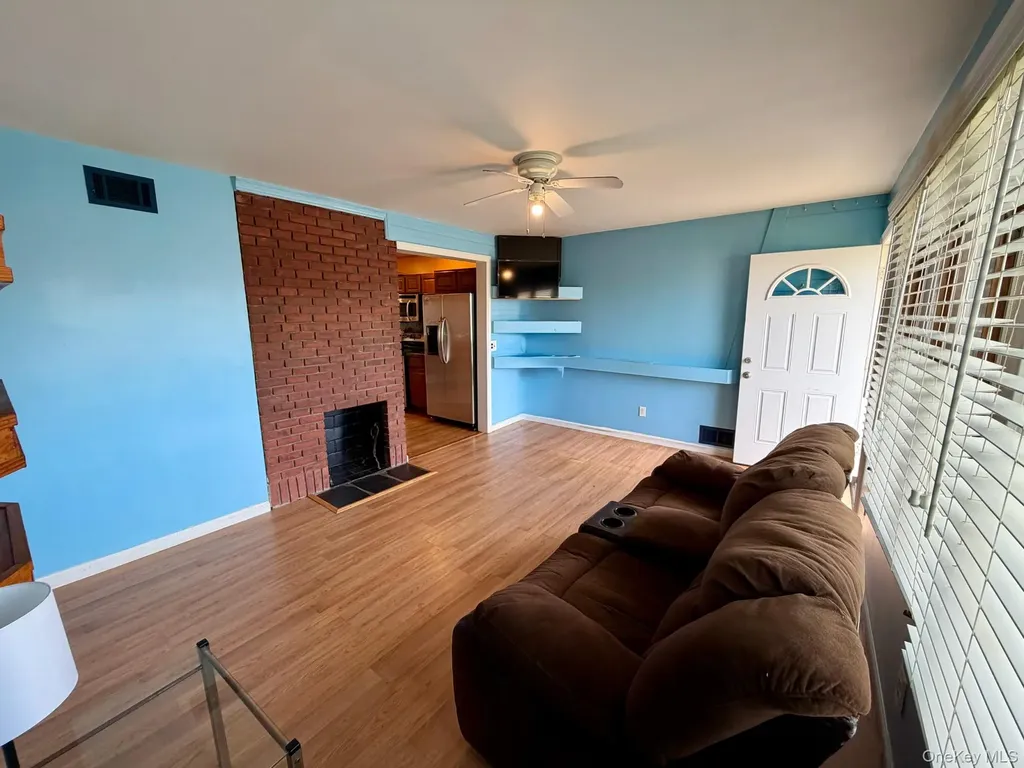 47 Van Buren Street Freeport NY 11520