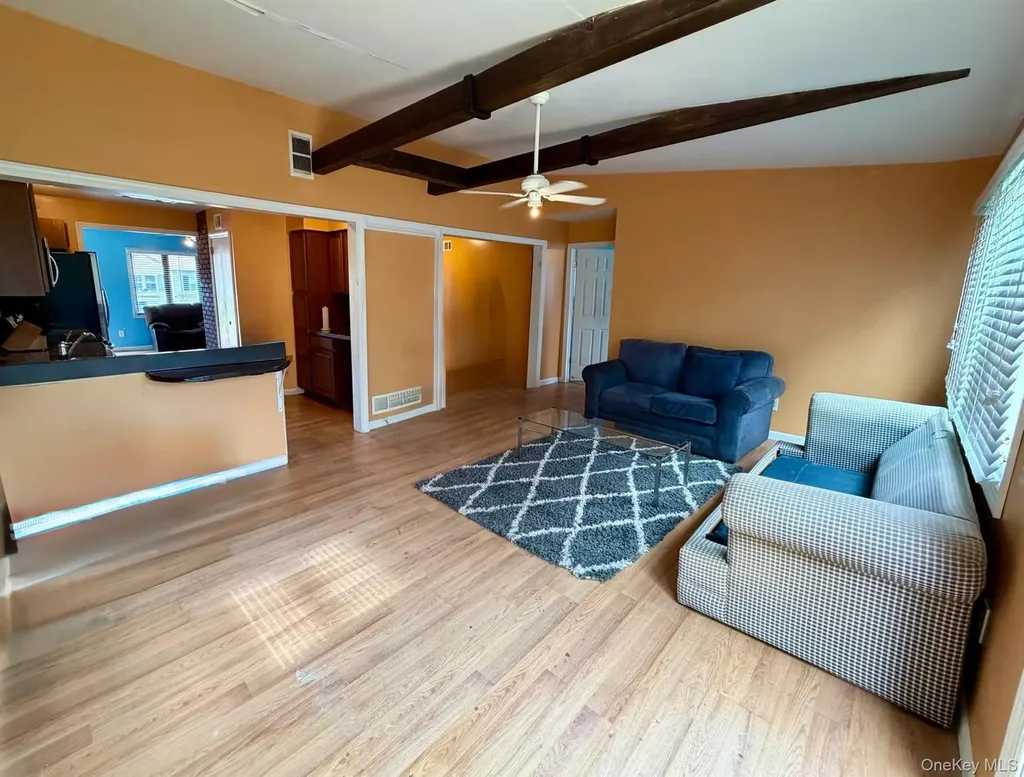 47 Van Buren Street Freeport NY 11520