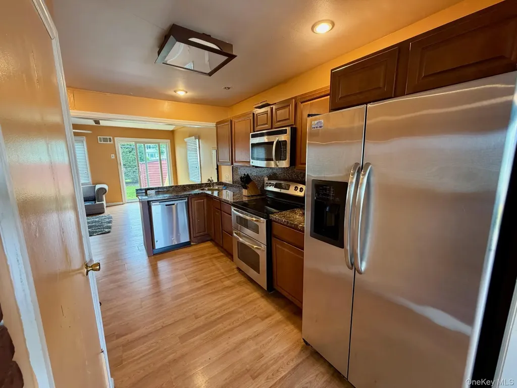 47 Van Buren Street Freeport NY 11520